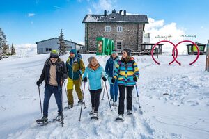 Schneeschuhwandern am Raxplateau