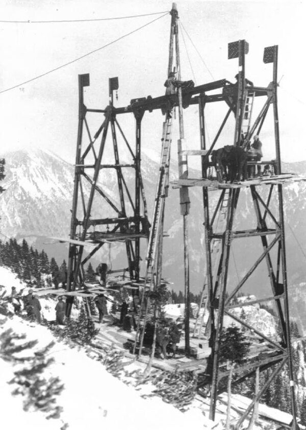 Aufstellung der Hauptbahnstütze 5, 13.Dezember 1925