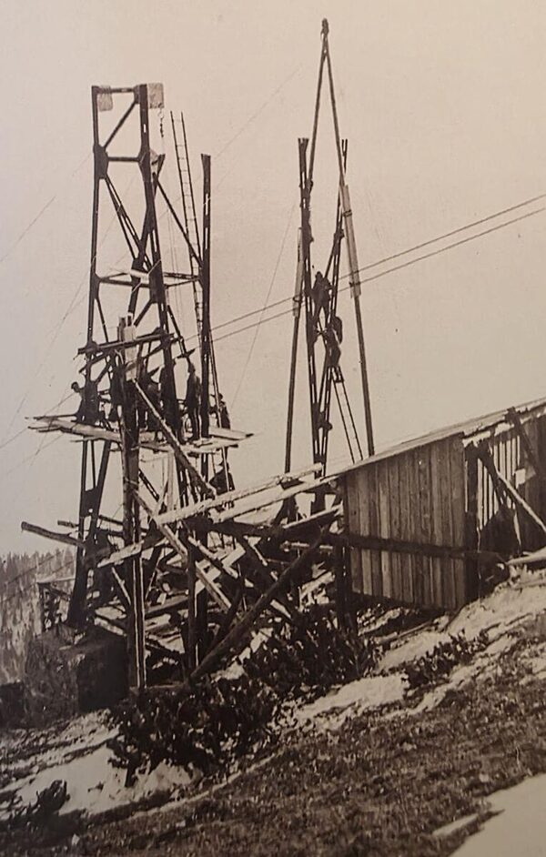 4.12.1925_Montage Torstütze 5