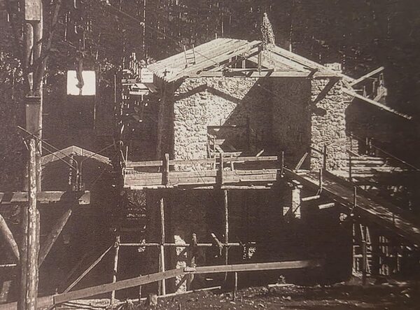 Dezember 1925_Talstationsbau Gleichenfeier
